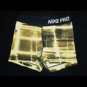 NIKE x Dri-Fit Nike Pros